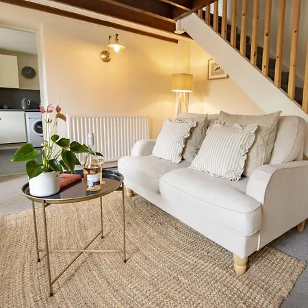White Rose Tatil Evi